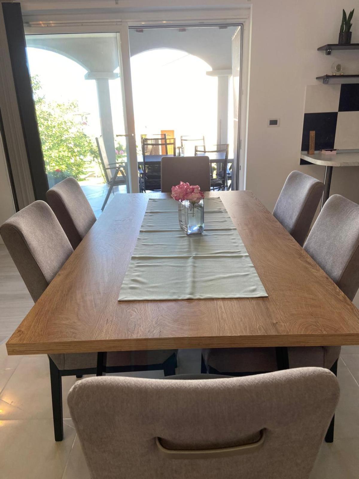 Holiday Home Mihaela วิชยาน ภายนอก รูปภาพ